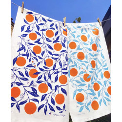 Oranges Tea Towel (navy) Oranges Tea Towel (navy)